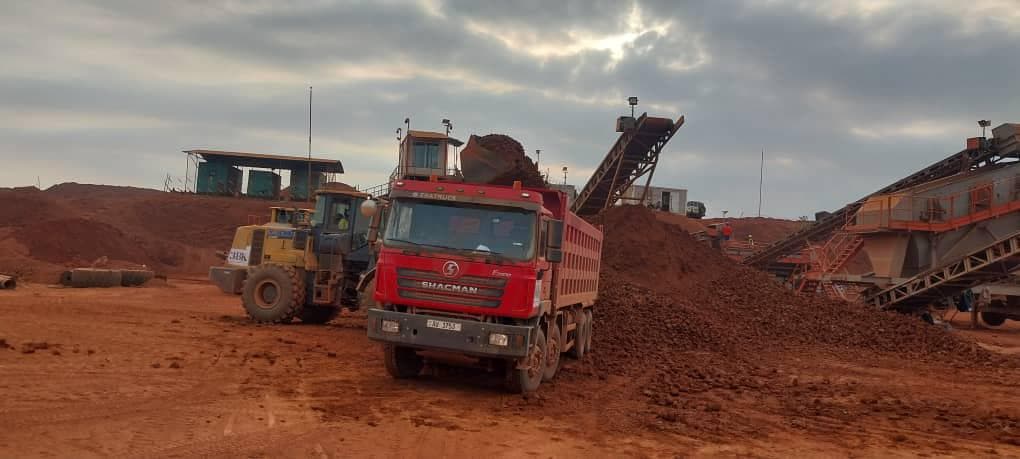 Active ore loading operations — iron ore and bauxite, West Africa
